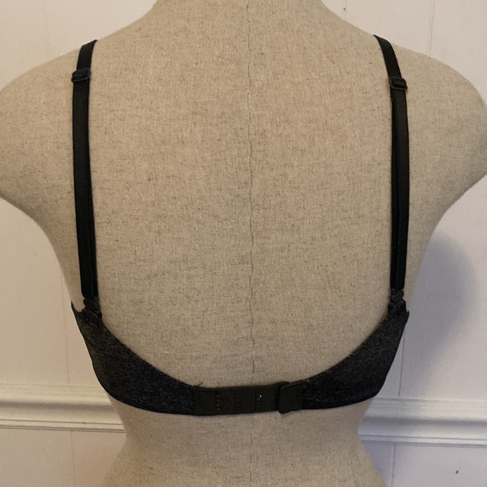 Bra - Picture 3 of 4